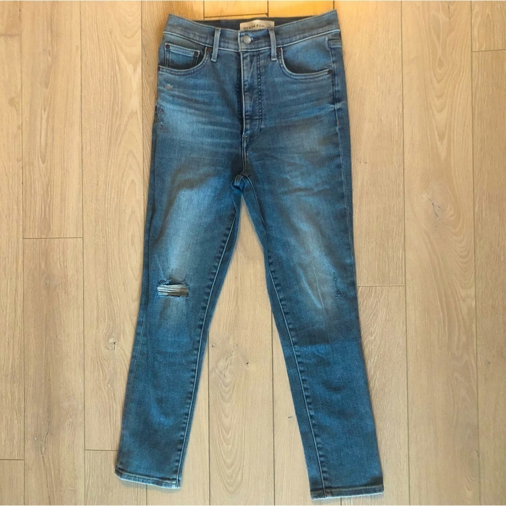Aritzia Denim Forum The Lola High Rise Skinny Crop Jeans